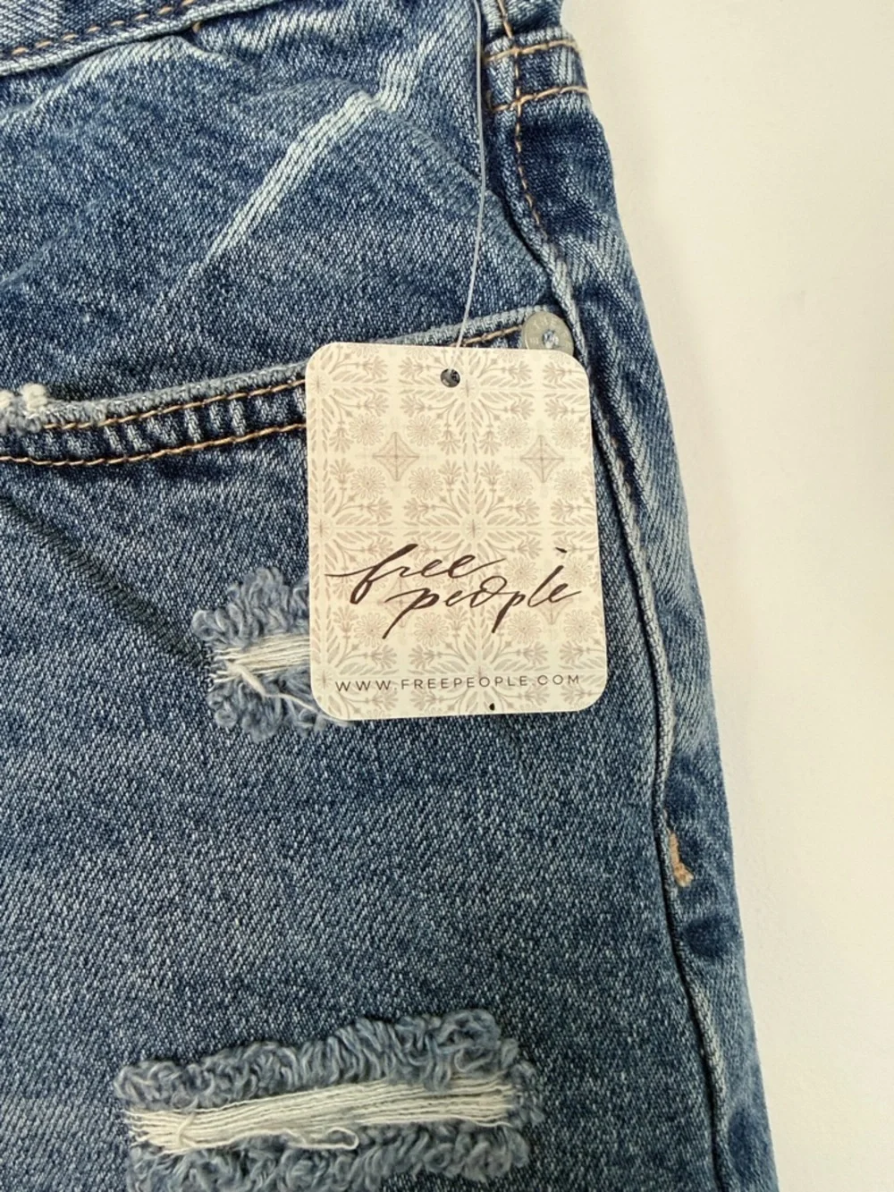 Free People Loving Good Vibrations High-Rise Distressed Shorts. Size 31. NWT.
